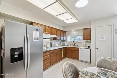 11085 W Frontier Drive, Sun City, AZ 85351 - Photo 12