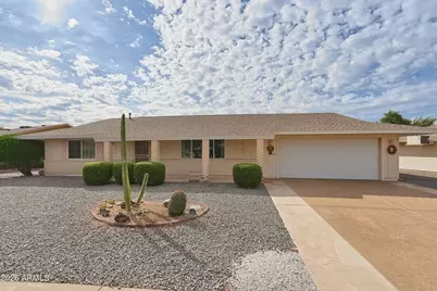 11085 W Frontier Drive, Sun City, AZ 85351 - Photo 2