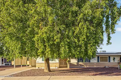 10536 W Clair Drive, Sun City, AZ 85351 - Photo 2