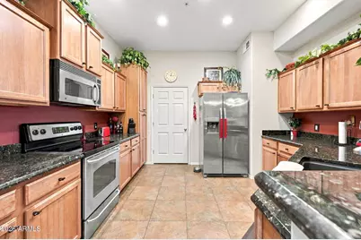 14575 W Mountain View Boulevard #11309, Surprise, AZ 85374 - Photo 4
