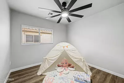 2330 W Spencer Run, Phoenix, AZ 85041 - Photo 22