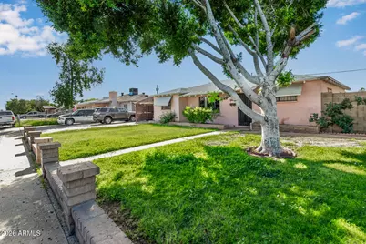 8836 N 28th Avenue, Phoenix, AZ 85051 - Photo 2