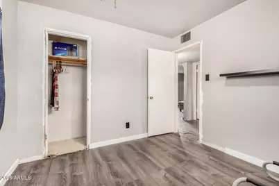 8836 N 28th Avenue, Phoenix, AZ 85051 - Photo 18