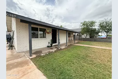 10947 W Hopi Street, Avondale, AZ 85323 - Photo 4