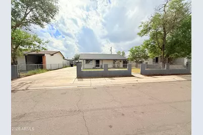 10947 W Hopi Street, Avondale, AZ 85323 - Photo 2