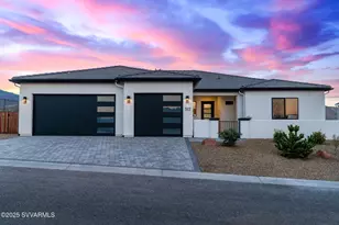 695 Moore Gulch Rd, Clarkdale, AZ 86324 - Photo 1