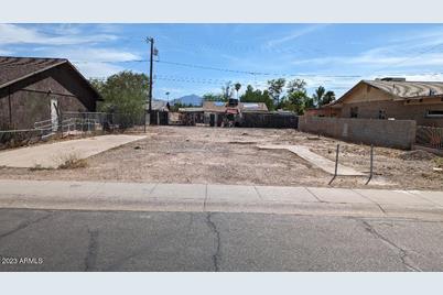 10917 W Mohave Street #- - Photo 1
