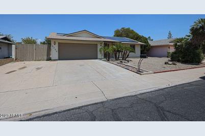 5206 W Country Gables Drive - Photo 1