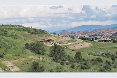 380 Brillante, Prescott, AZ 86301 - Photo 1