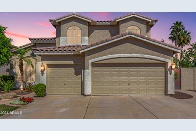 871 N Date Palm Drive, Gilbert, AZ 85234 - Photo 1