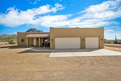 48118 N Coyote Pass Road, New River, AZ 85087 - Photo 1