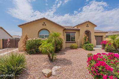 18517 W Oregon Avenue, Litchfield Park, AZ 85340 - Photo 1