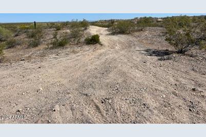 Lot 5 N Of Glenrosa Ave On 319th Avenue #5, Buckeye, AZ 85326 - Photo 1