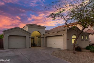 10418 W Odeum Lane, Tolleson, AZ 85353 - Photo 1