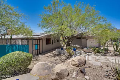 9818 N 17th, Phoenix, AZ 85020 - Photo 1