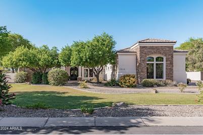 2816 E Clark Drive, Gilbert, AZ 85297 - Photo 1