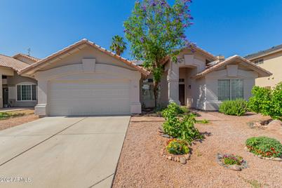 568 W Rawhide Avenue, Gilbert, AZ 85233 - Photo 1