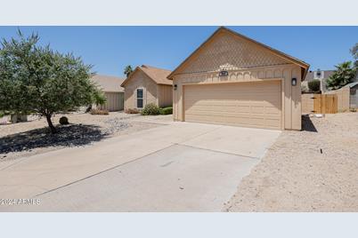 9852 S 46th Street, Phoenix, AZ 85044 - Photo 1