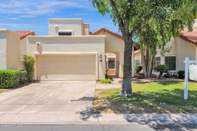 8908 S Heather Drive, Tempe, AZ 85284 - Photo 1