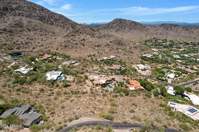 4600 E White Drive E #24, Paradise Valley, AZ 85253 - Photo 18