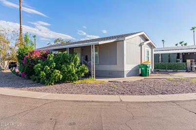 1650 S Arizona Avenue #96, Chandler, AZ 85286 - Photo 1