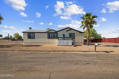 1231 W Roundup Street, Apache Junction, AZ 85120 - Photo 1