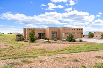 6341 E Saddlehorn Circle, Hereford, AZ 85615 - Photo 1