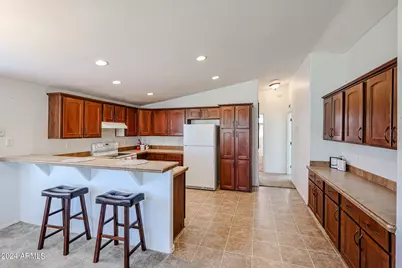 10960 N 67, Glendale, AZ 85304 - Photo 1