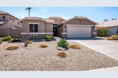 643 E Iris Court, Gilbert, AZ 85296 - Photo 1