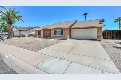 6221 W Sunnyside Drive, Glendale, AZ 85304 - Photo 1