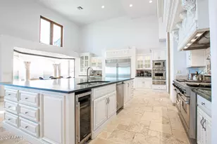 5400 E Valle Vista, Phoenix, AZ 85018 - Photo 1