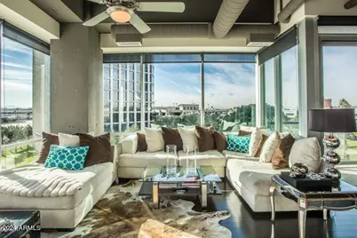 1 E Lexington, Phoenix, AZ 85012 - Photo 1