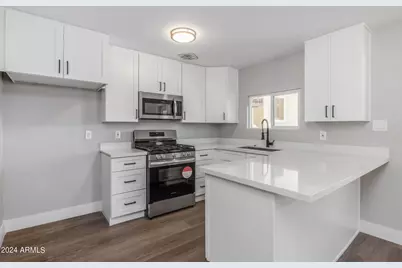 801 E Echo, Phoenix, AZ 85020 - Photo 1