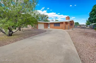 322 N Flynn Jans, Pearce, AZ 85625 - Photo 1