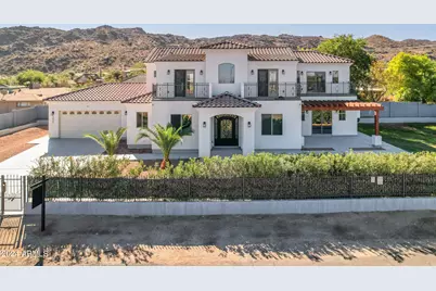 2411 E Caldwell, Phoenix, AZ 85042 - Photo 1