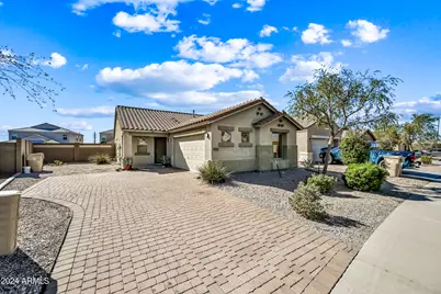 30425 W Catalina Drive, Buckeye, AZ 85396 - Photo 1
