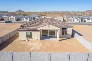 13637 W Hackamore Dr, Peoria, AZ 85383 - Photo 2