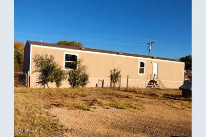 150 N 2nd Street E, Saint Johns, AZ 85936 - Photo 1