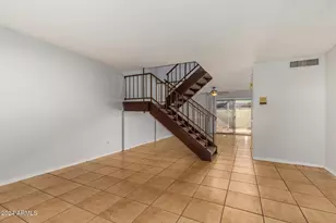 8106 N 31st Dr, Phoenix, AZ 85051 - Photo 6