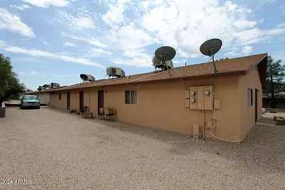 923 Linda Vista Drive, Globe, AZ 85501 - Photo 1