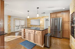 8340 E Thomas Rd, Scottsdale, AZ 85251 - Photo 30