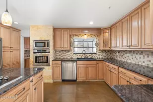 8340 E Thomas Rd, Scottsdale, AZ 85251 - Photo 28