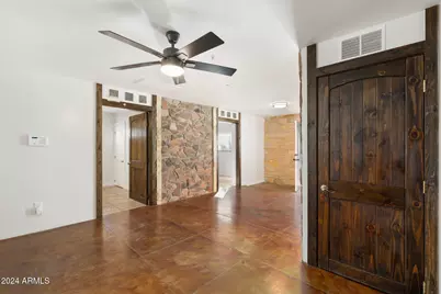 8340 E Thomas Road, Scottsdale, AZ 85251 - Photo 24