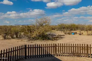1880 E Hootin Holler Trail, Huachuca City, AZ 85616 - Photo 10