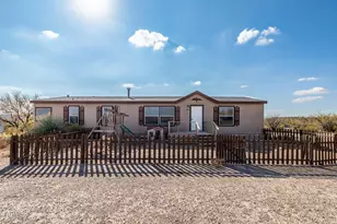 1880 E Hootin Holler Trail, Huachuca City, AZ 85616 - Photo 4