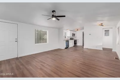 300 W Lower Buckeye Road #26, Avondale, AZ 85323 - Photo 6