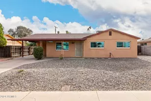 2325 W Orchid Ln, Phoenix, AZ 85021 - Photo 1