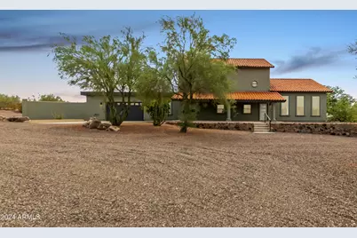 11 E Venado, New River, AZ 85087 - Photo 1