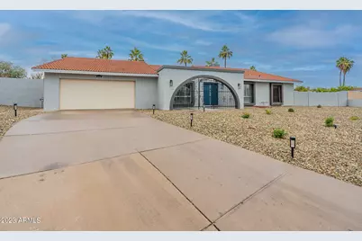 2318 E Lupine, Phoenix, AZ 85028 - Photo 1