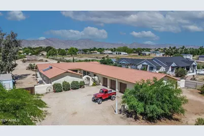 6052 N 183rd Avenue, Waddell, AZ 85355 - Photo 1